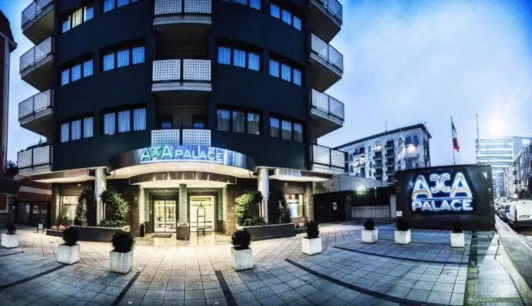 Acca Hotel