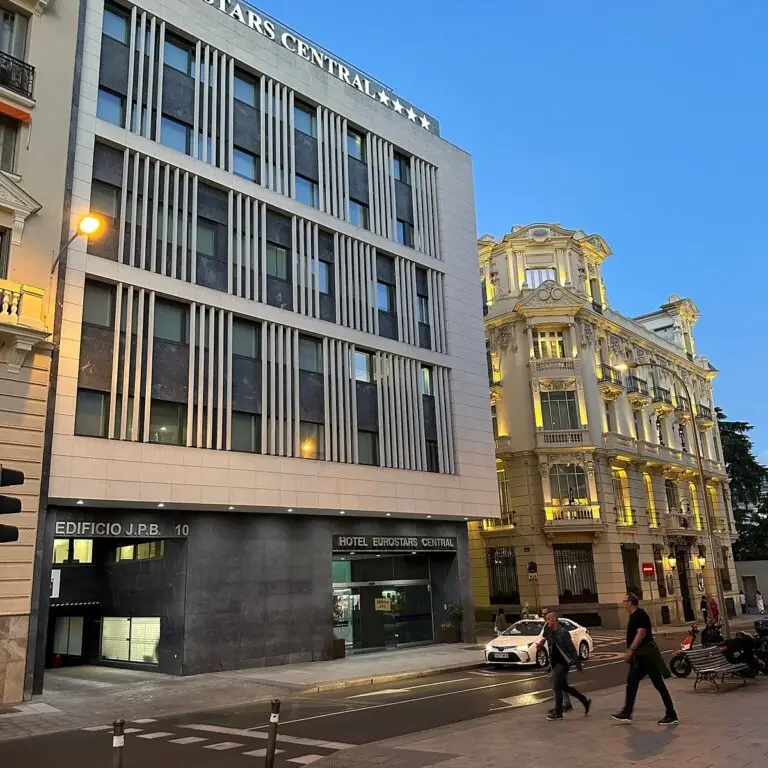 Eurostars Central