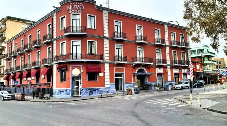 Hotel Nuvo