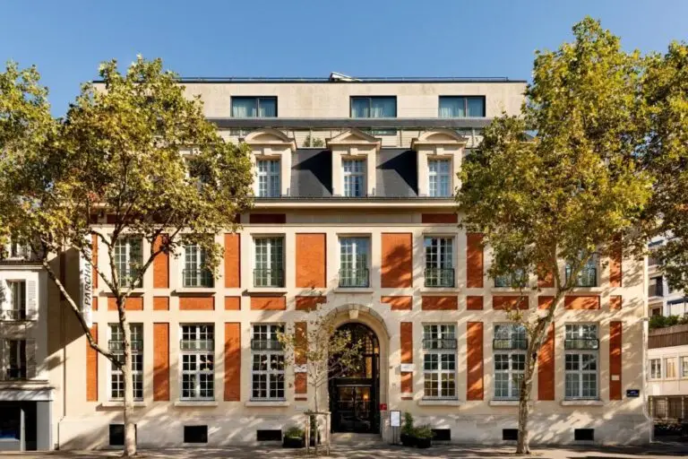 Le Parchamp, Paris Boulogne, a Tribute Portfolio